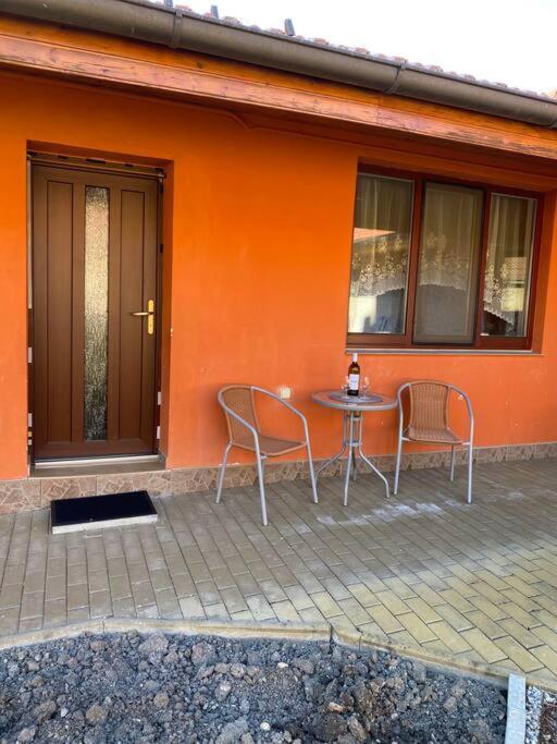 Apartment Anna Šakvice エクステリア 写真